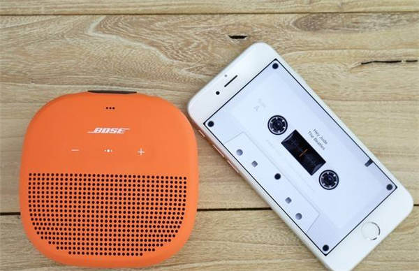 SoundLink Micro蓝牙音响开启立体声模式的方法介绍截图