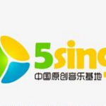 小编分享5sing的歌词怎么显示在桌面上。